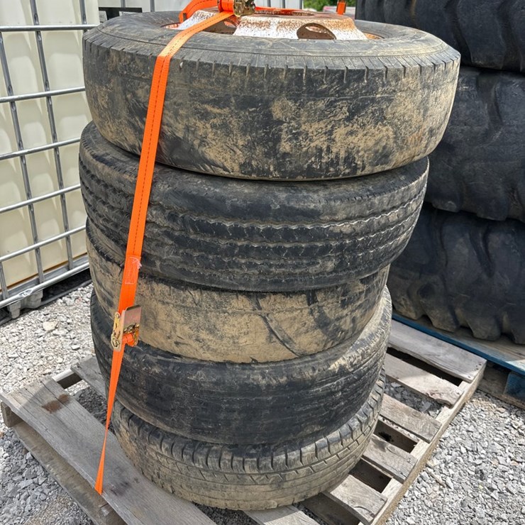 #1616 • (5) Tires