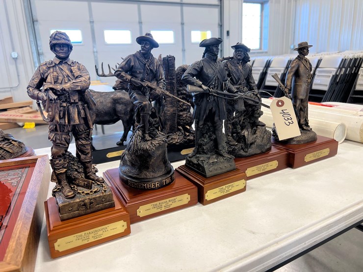 patriot-statues-image-1