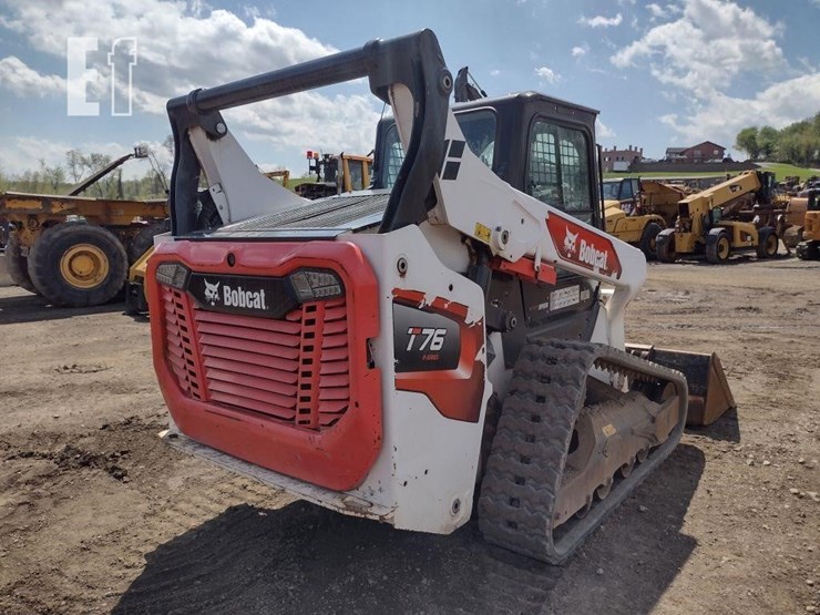 2021-bobcat-t76-image-32