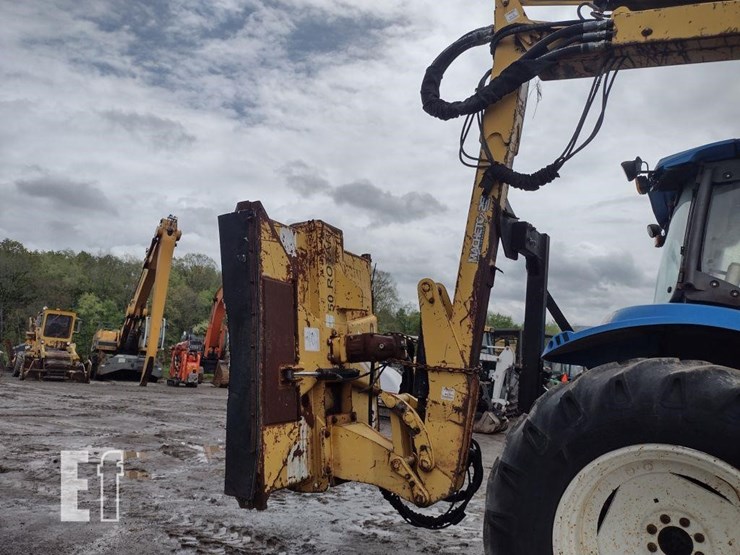 2011-new-holland-t6030-image-27