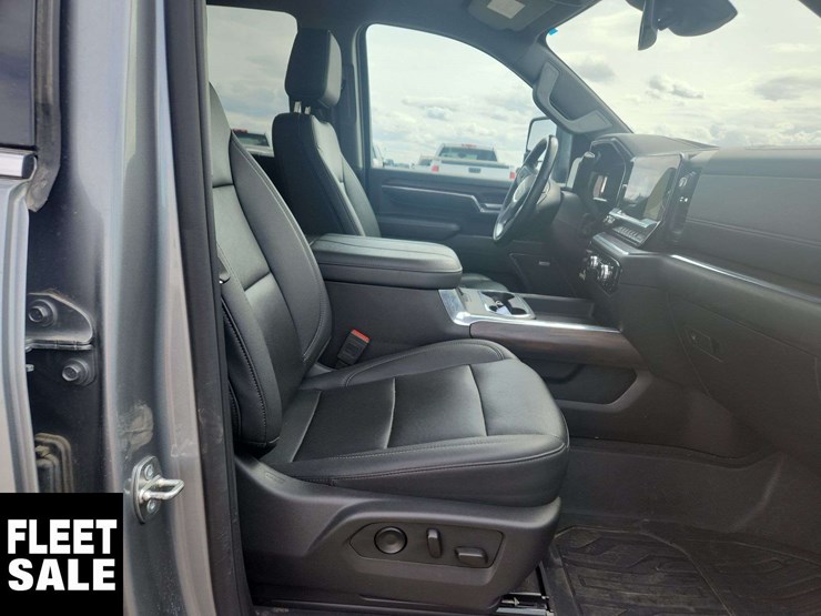 2024-gmc-sierra-2500hd-image-21