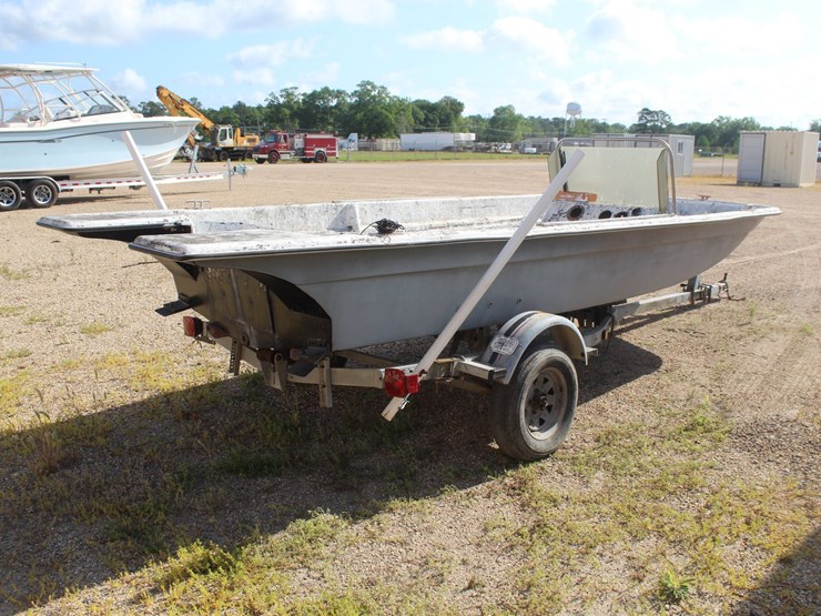 #36073-•-17-ft-boat-with-trailer-|-no-motor-image-1