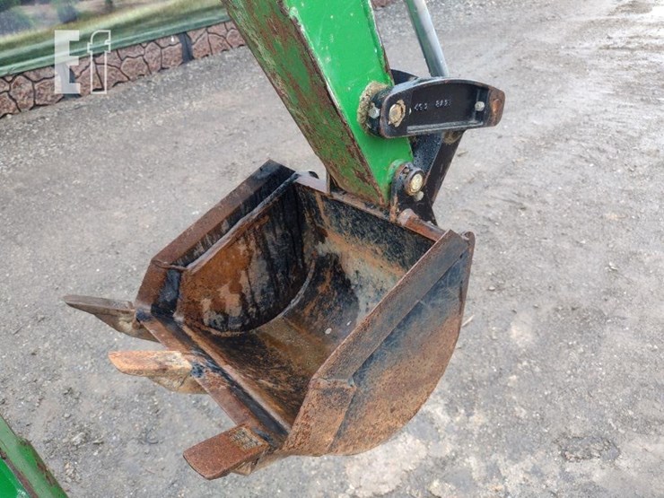 2011-john-deere-3720-image-37