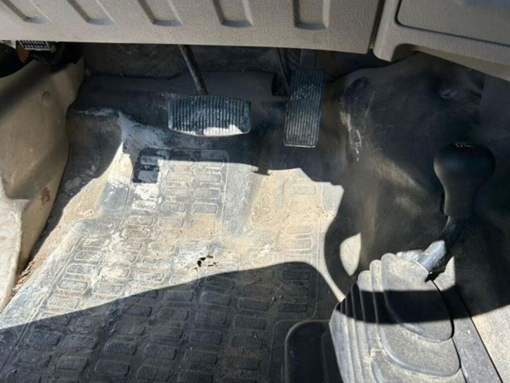 2008-ford-f550-xl-image-22