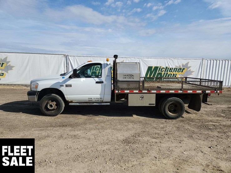 2007-dodge-ram-3500-image-19