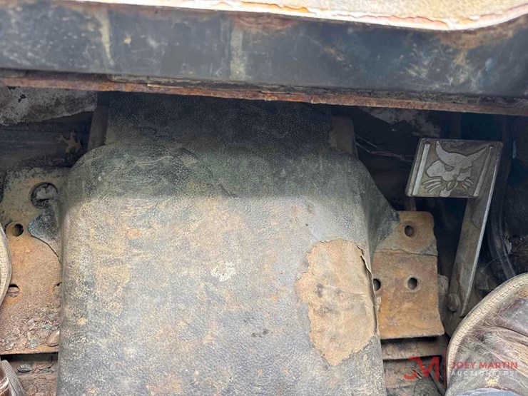 2018-bobcat-t450-image-17