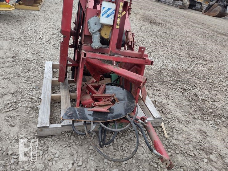 new-holland-311-image-5