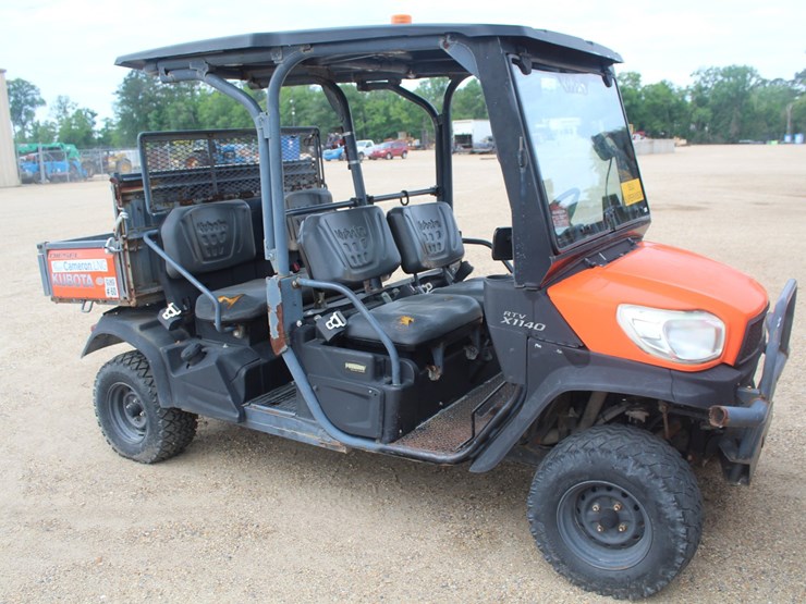 2016-kubota-rtvx1140-image-1