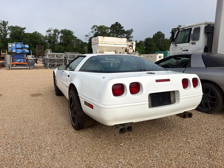 #35622-•-1995-chevrolet-corvette-coupe-|-parts-or-repair-image-4