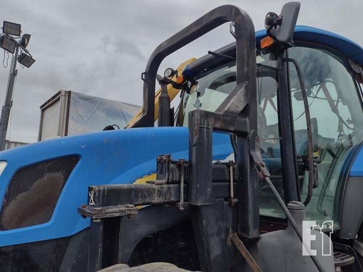 2011-new-holland-t6030-image-17
