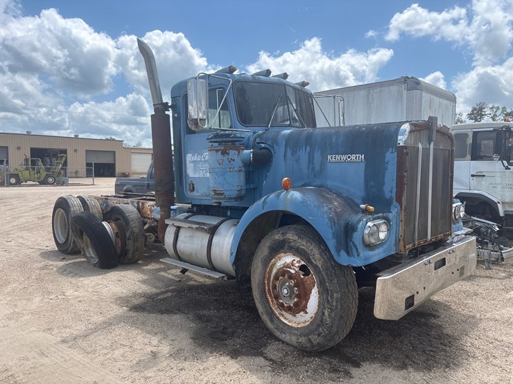 #35544-•-kenworth-w928-|-parts-or-repair-|-no-title-image-1