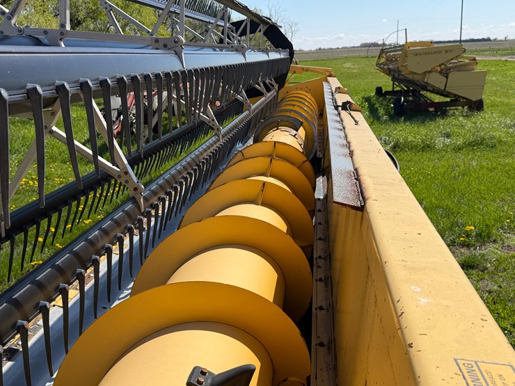 new-holland-973-image-7