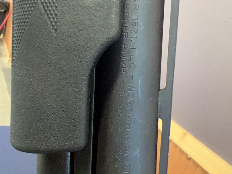 new-england-firearms-h&r-1871-shotgun-image-5