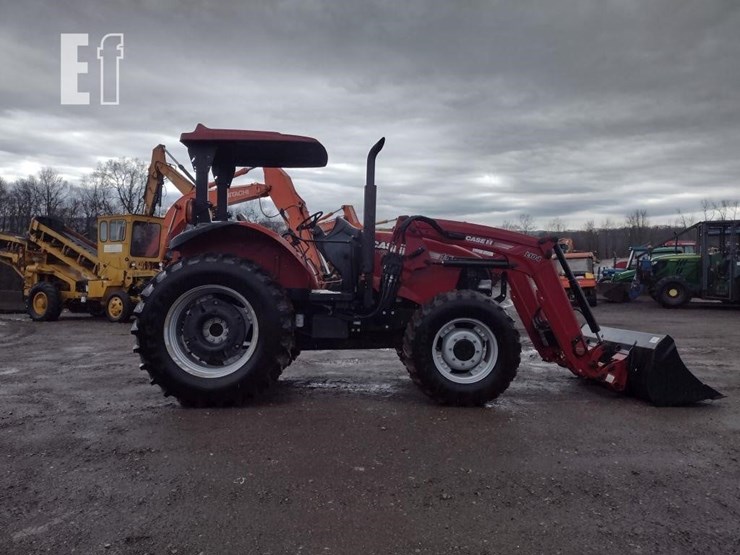 2013-case-ih-farmall-110a-image-3