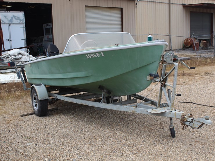 #36074-•-16ft-boat-with-trailer-image-2