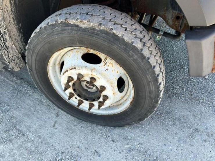 2008-ford-f550-xl-image-64
