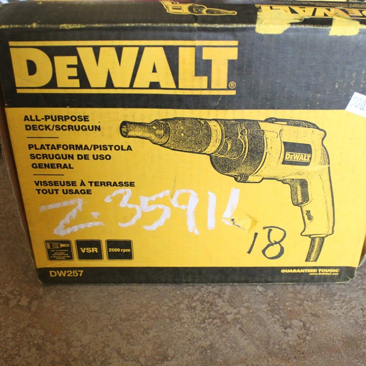 #18 • DEWALT ALL PURPOSE DECK/SCRUGUN