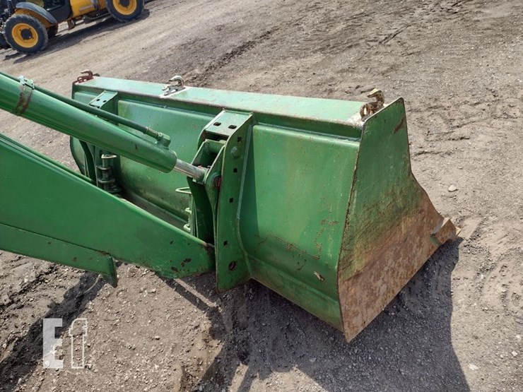 john-deere-6210-image-19
