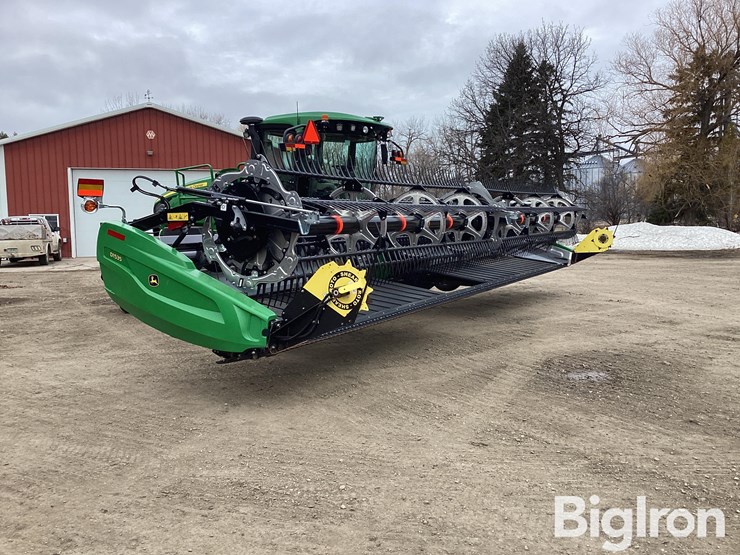 2025-john-deere-w170-image-3
