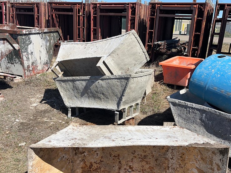 8-concrete-tubs-image-7