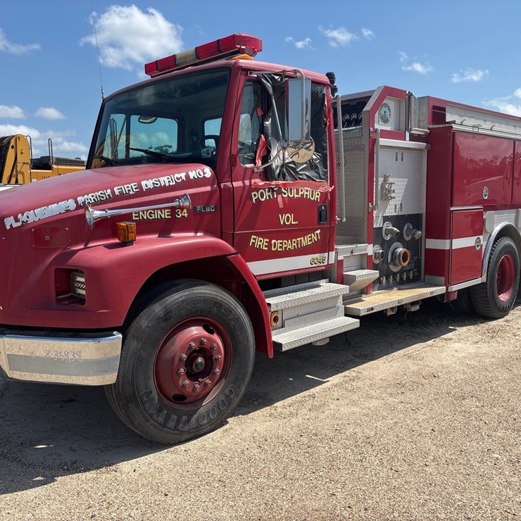 #35838 • 1997 FREIGHTLINER FL88