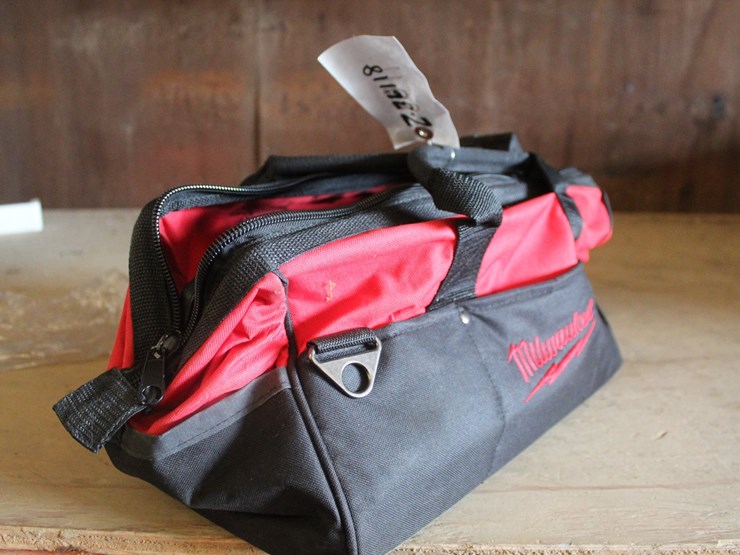 #1158-•-milwaukee-rivet-tool-in-bag-image-1