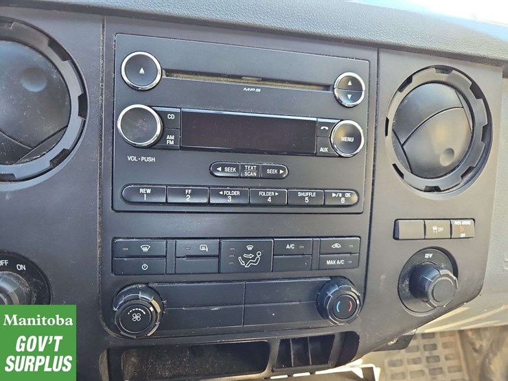 2011-ford-f250-image-27