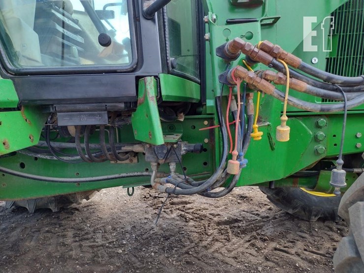 john-deere-6210-image-27