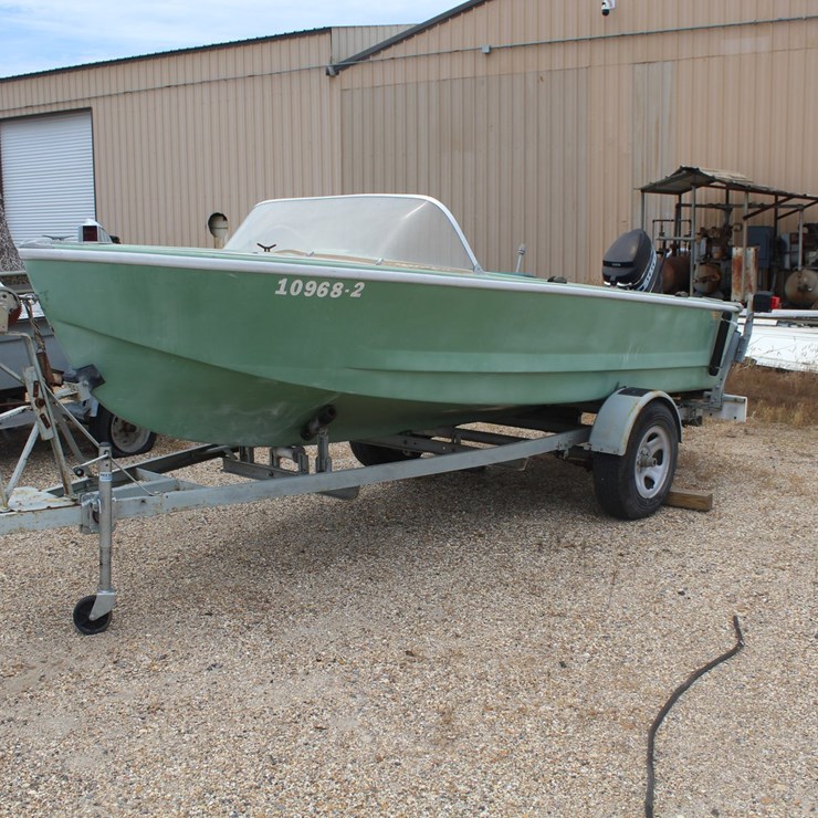 #36074 • 16FT BOAT WITH TRAILER