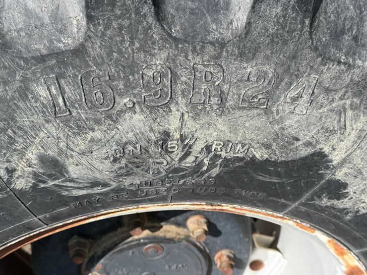 case-ih-5250-image-12