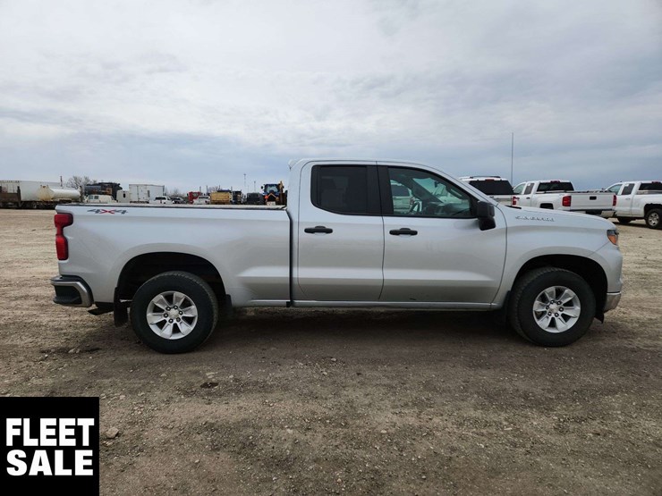 2022-chevrolet-silverado-1500-image-25