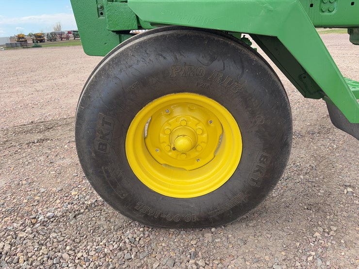 john-deere-4430-image-30