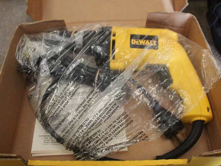 #18-•-dewalt-all-purpose-deck/scrugun-image-2