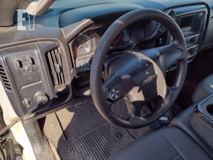 2016-chevrolet-2500hd-image-11
