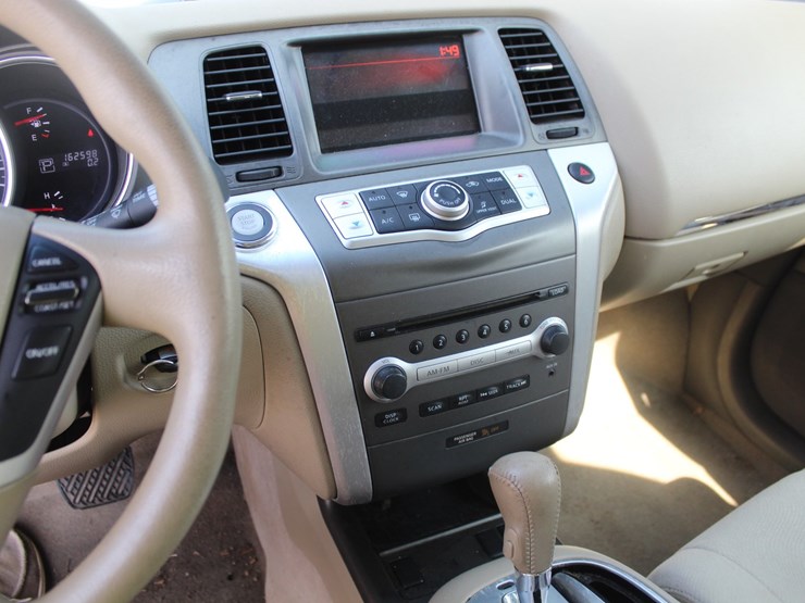 2012-nissan-murano-image-13