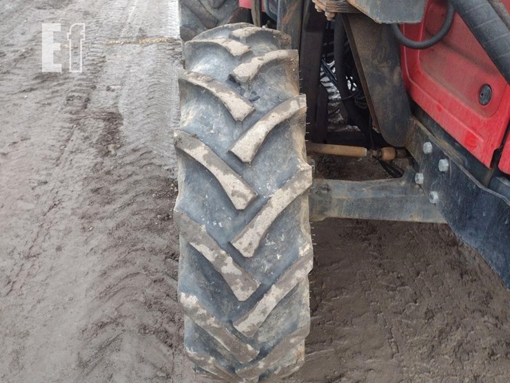 2002-massey-ferguson-4233-image-17