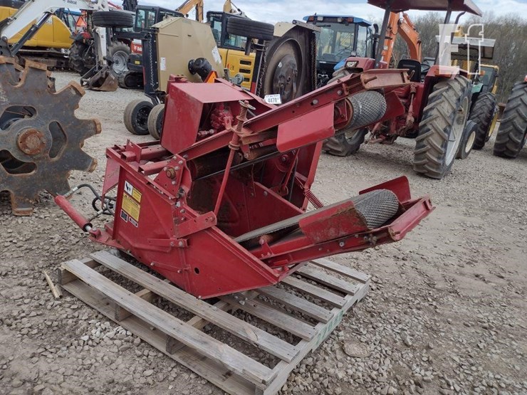 new-holland-311-image-1