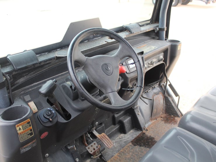 2016-kubota-rtvx1140-image-5