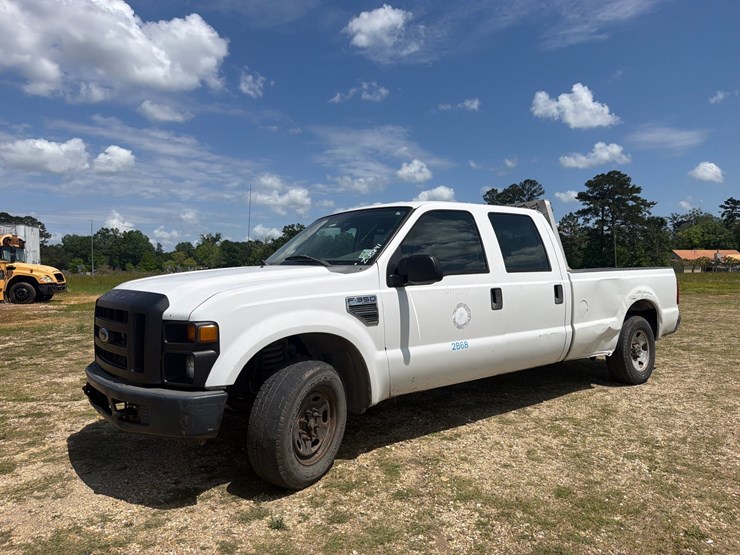 2008-ford-f350-image-1