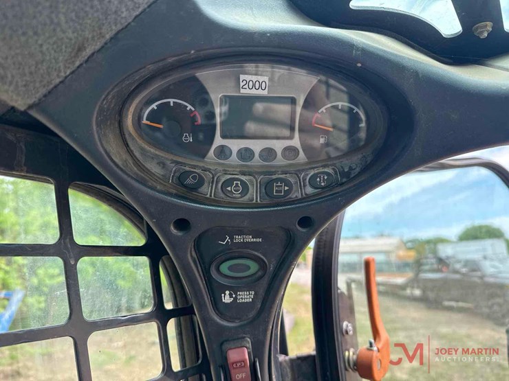 2018-bobcat-t450-image-21