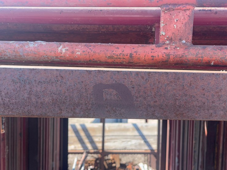 safe-way-scaffolding-on-carrying-cage-image-3