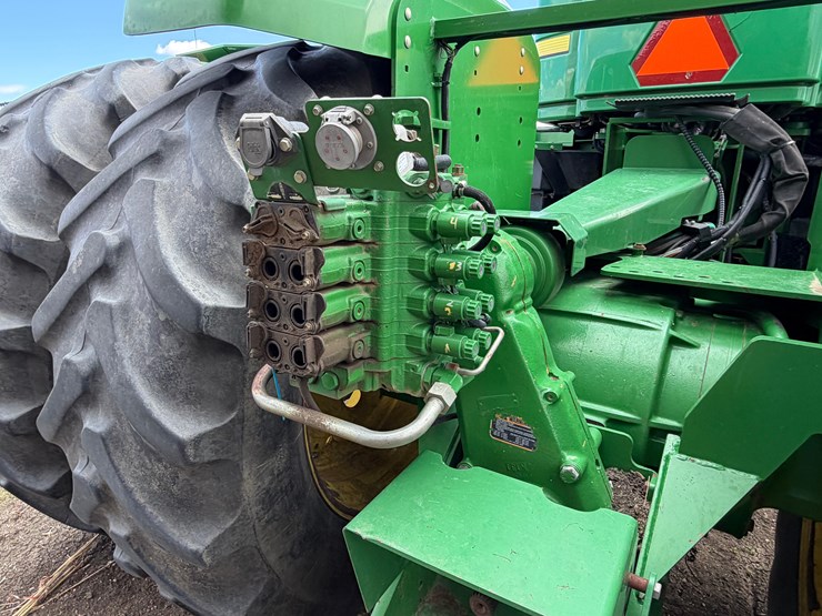 john-deere-9220-image-13