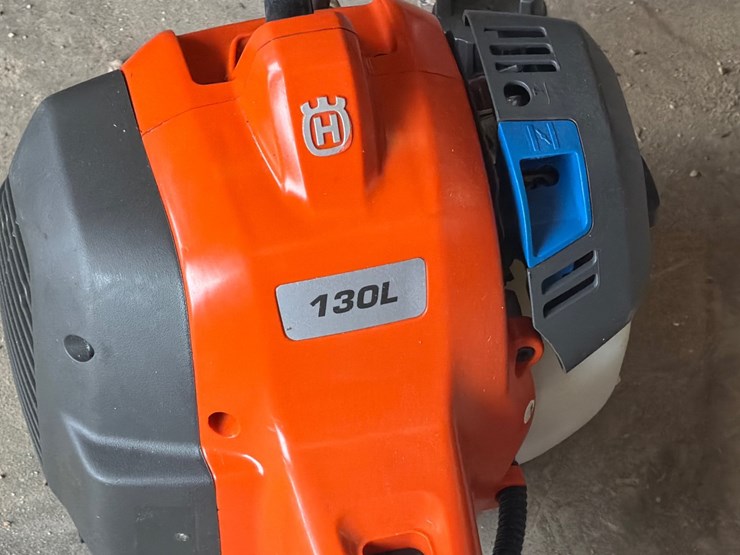 #3407-•-husqvarna-130l-weed-eater-image-3