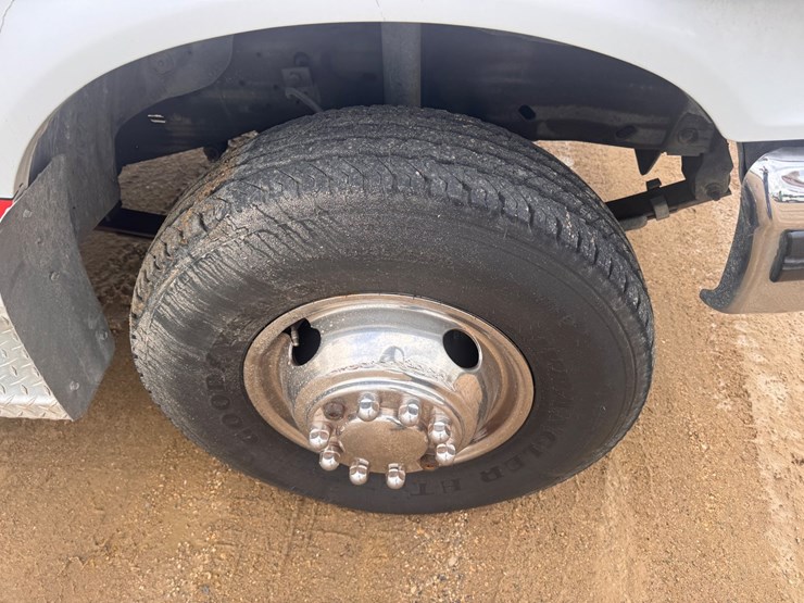 1997-ford-f450-image-26