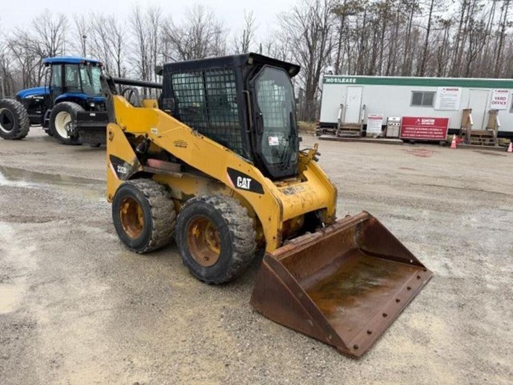 2009-caterpillar-232b2-image-2