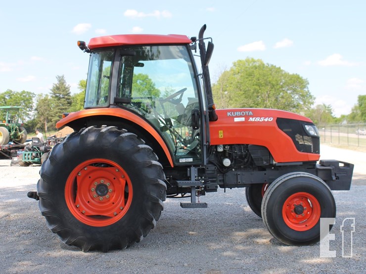 2012-kubota-m8540-image-7