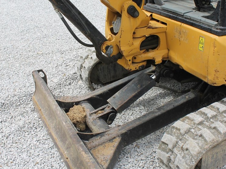 caterpillar-303.5e2-cr-image-10