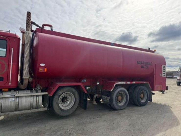 2009-mack-granite-gu813-image-31