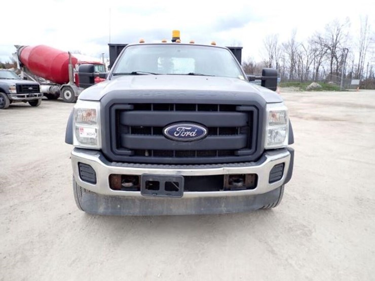 2014-ford-f550-xl-image-2