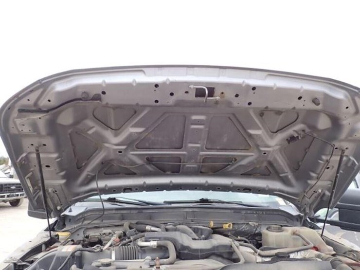 2014-ford-f550-xl-image-51